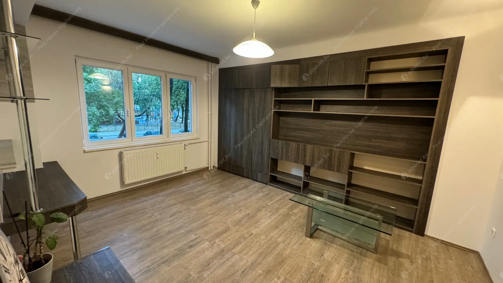 Kiadó albérlet 220000 Ft/hó áron: Budapest, XIII. kerület  Róbert Károly körút. Mérete: 43 nm, 2 szobás | Alberlet.hu - 6572605