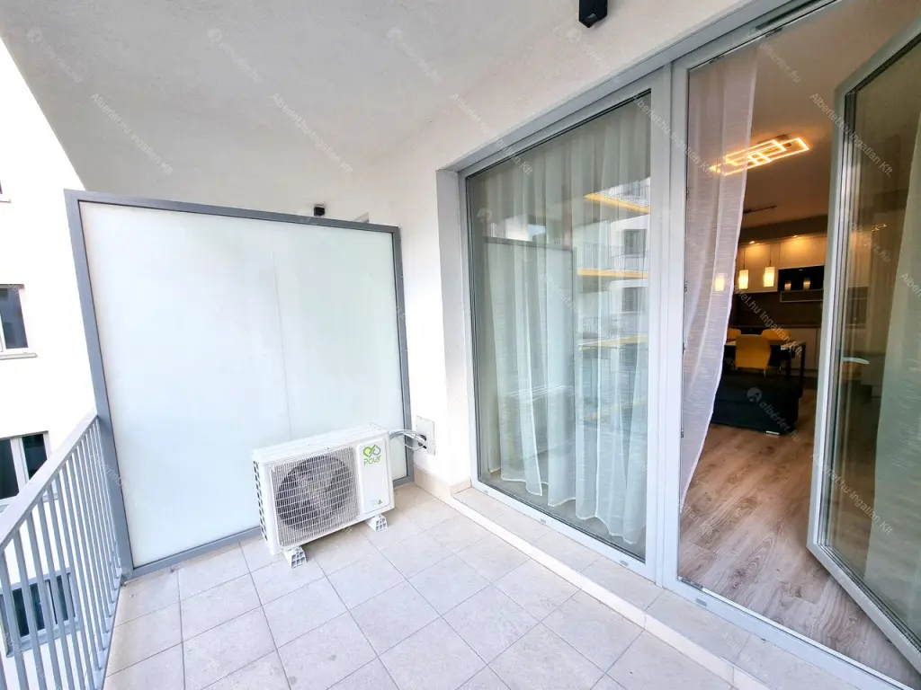 Kiadó albérlet 280000 Ft/hó áron: Budapest, XIII. kerület  Róbert Károly körút. Mérete: 45 nm, 2 szobás | Alberlet.hu - 6687213