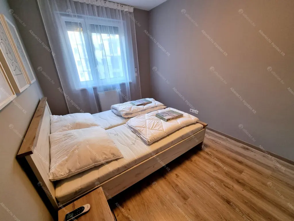 Kiadó albérlet 280000 Ft/hó áron: Budapest, XIII. kerület  Róbert Károly körút. Mérete: 45 nm, 2 szobás | Alberlet.hu - 6687217