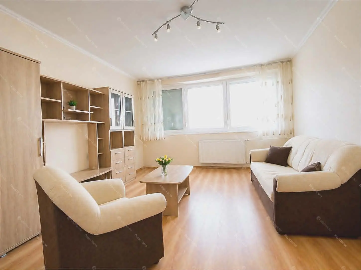 Kiadó albérlet 209000 Ft/hó áron: Budapest, XIII. kerület  Róbert Károly körút. Mérete: 46 nm, 2 szobás | Alberlet.hu - 6709533