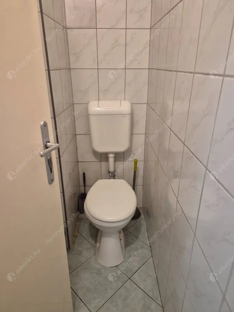 Kiadó albérlet 250000 Ft/hó áron: Budapest, XIII. kerület  Róbert Károly körút. Mérete: 61 nm, 2 szobás | Alberlet.hu - 6593184