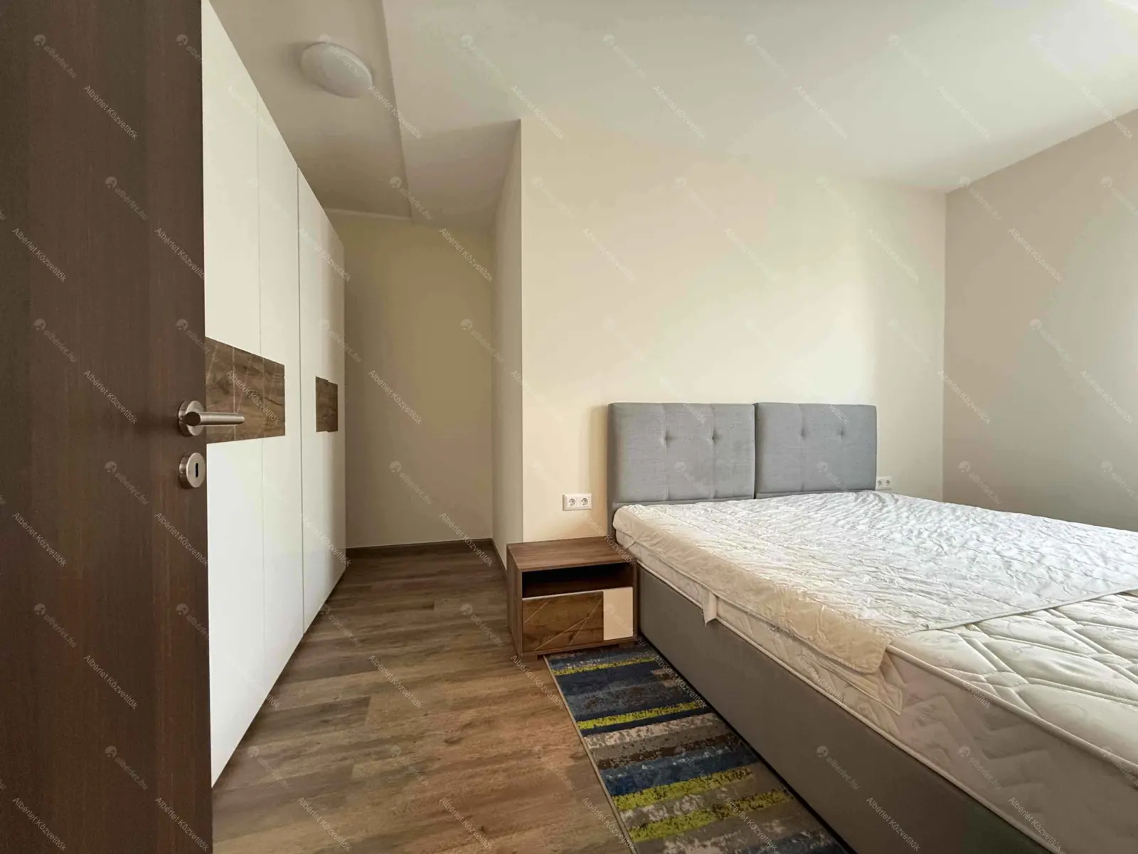 Kiadó albérlet 260000 Ft/hó áron: Budapest, XIII. kerület  Röppentyű utca. Mérete: 46 nm, 2 szobás | Alberlet.hu - 6667233