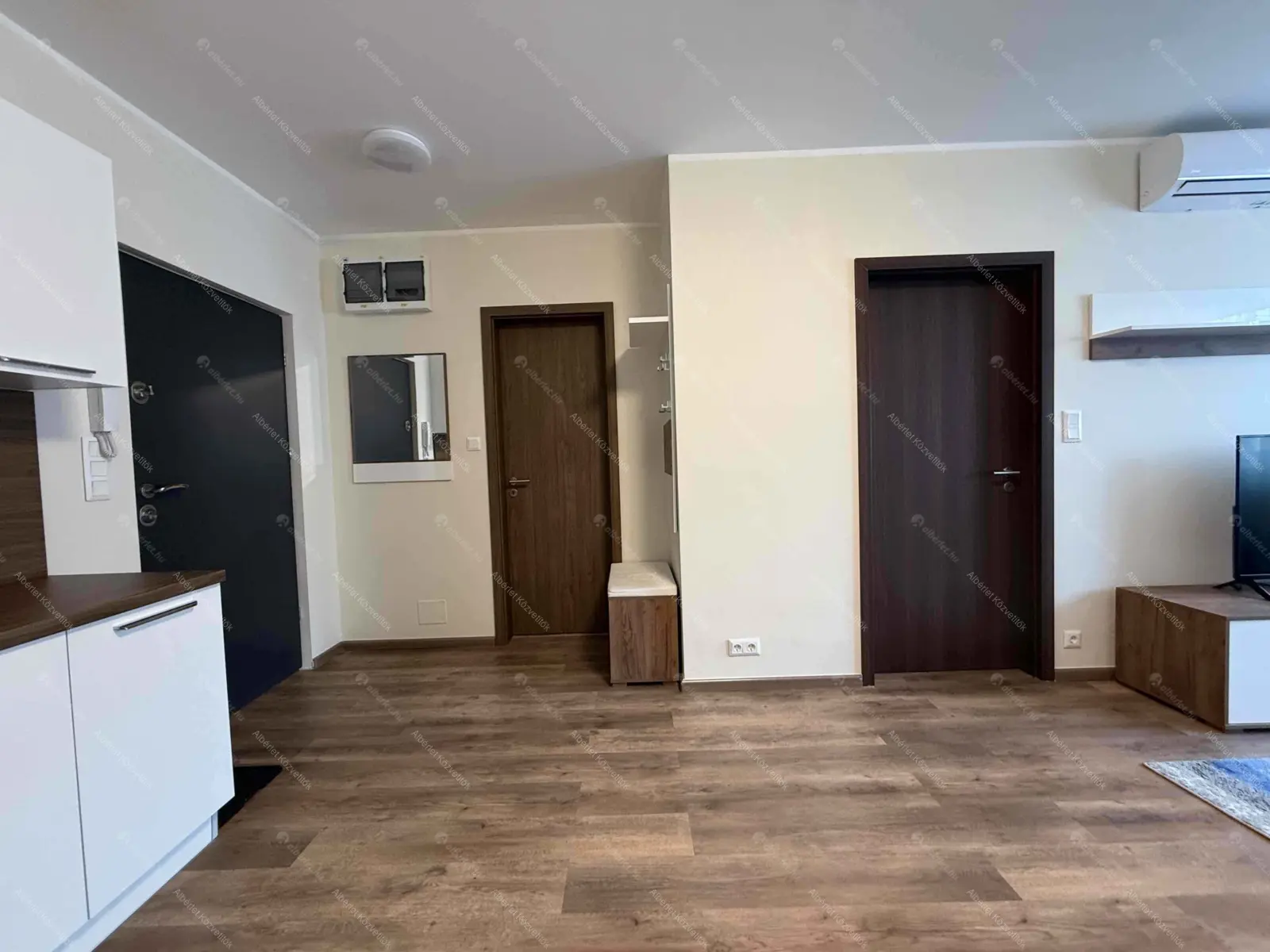 Kiadó albérlet 260000 Ft/hó áron: Budapest, XIII. kerület  Röppentyű utca. Mérete: 46 nm, 2 szobás | Alberlet.hu - 6667235