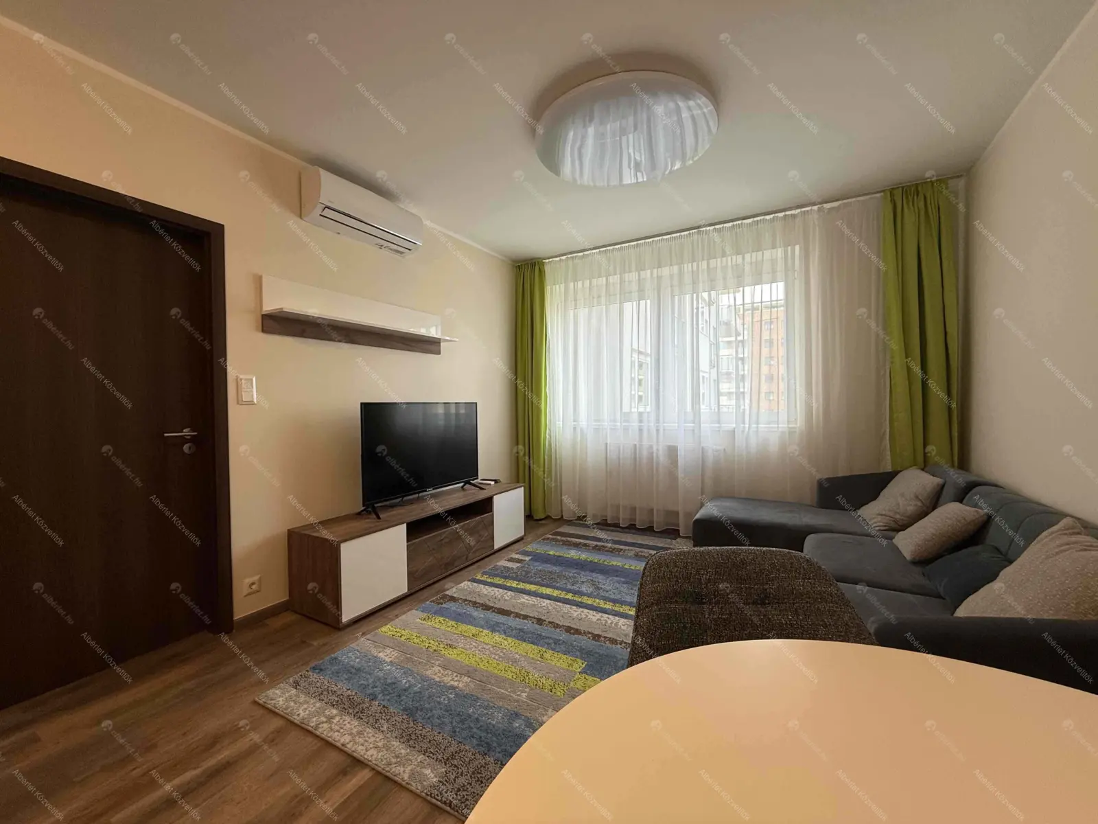 Kiadó albérlet 260000 Ft/hó áron: Budapest, XIII. kerület  Röppentyű utca. Mérete: 46 nm, 2 szobás | Alberlet.hu - 6667236