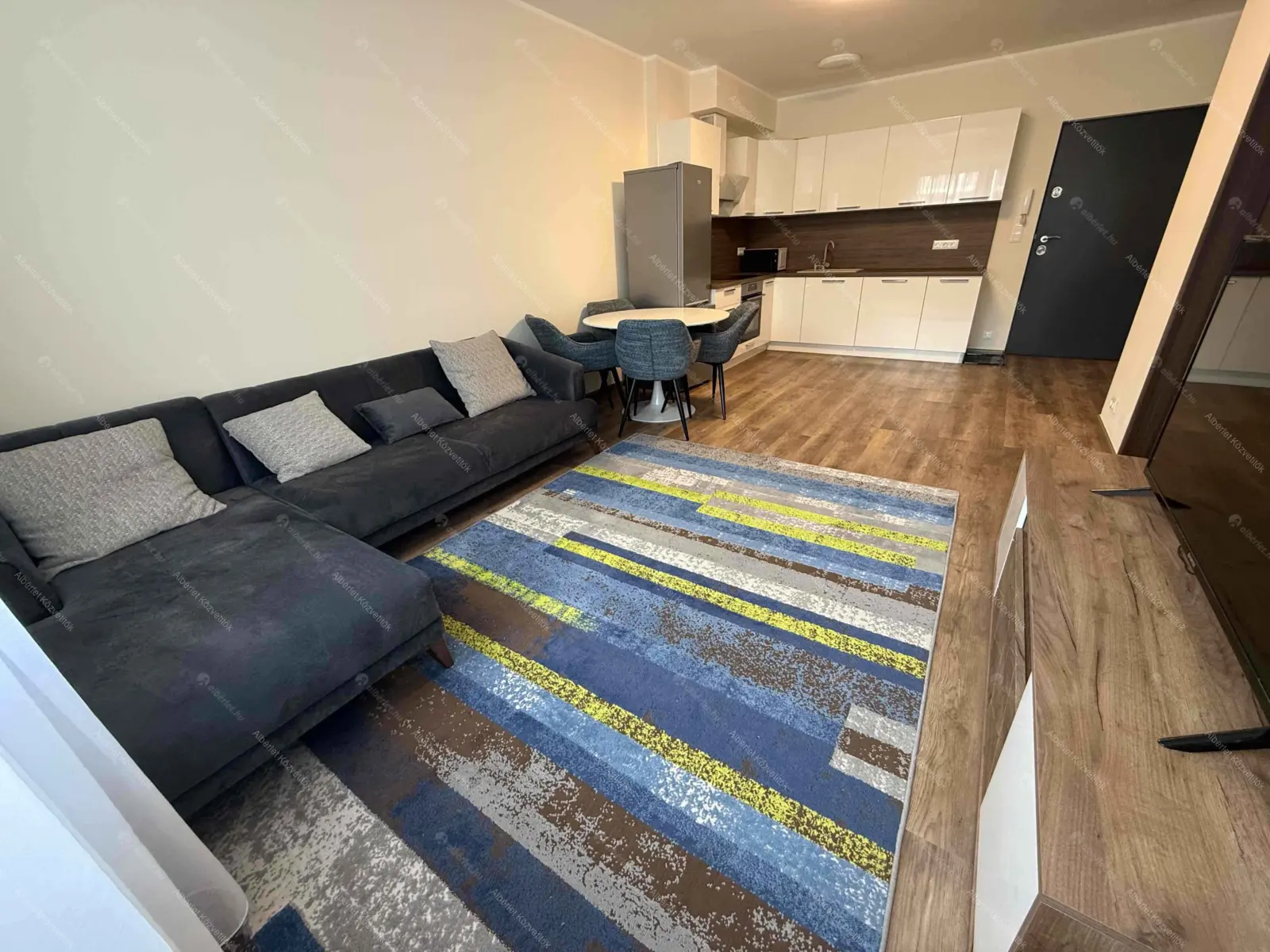 Kiadó albérlet 260000 Ft/hó áron: Budapest, XIII. kerület  Röppentyű utca. Mérete: 46 nm, 2 szobás | Alberlet.hu - 6667237