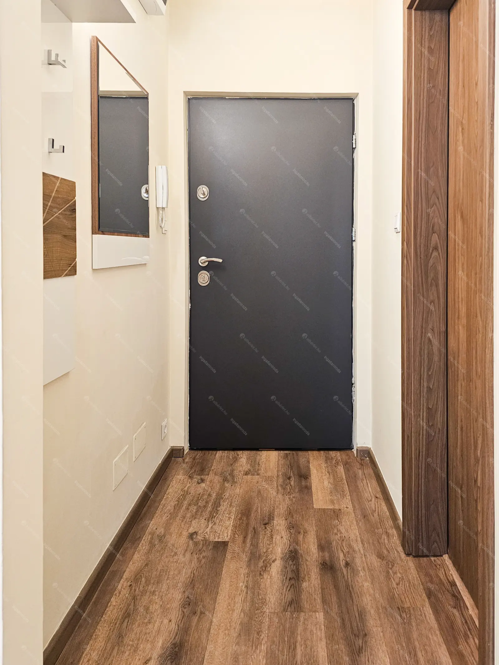 Kiadó albérlet 310000 Ft/hó áron: Budapest, XIII. kerület  Röppentyű utca. Mérete: 46 nm, 2 szobás | Alberlet.hu - 6701125