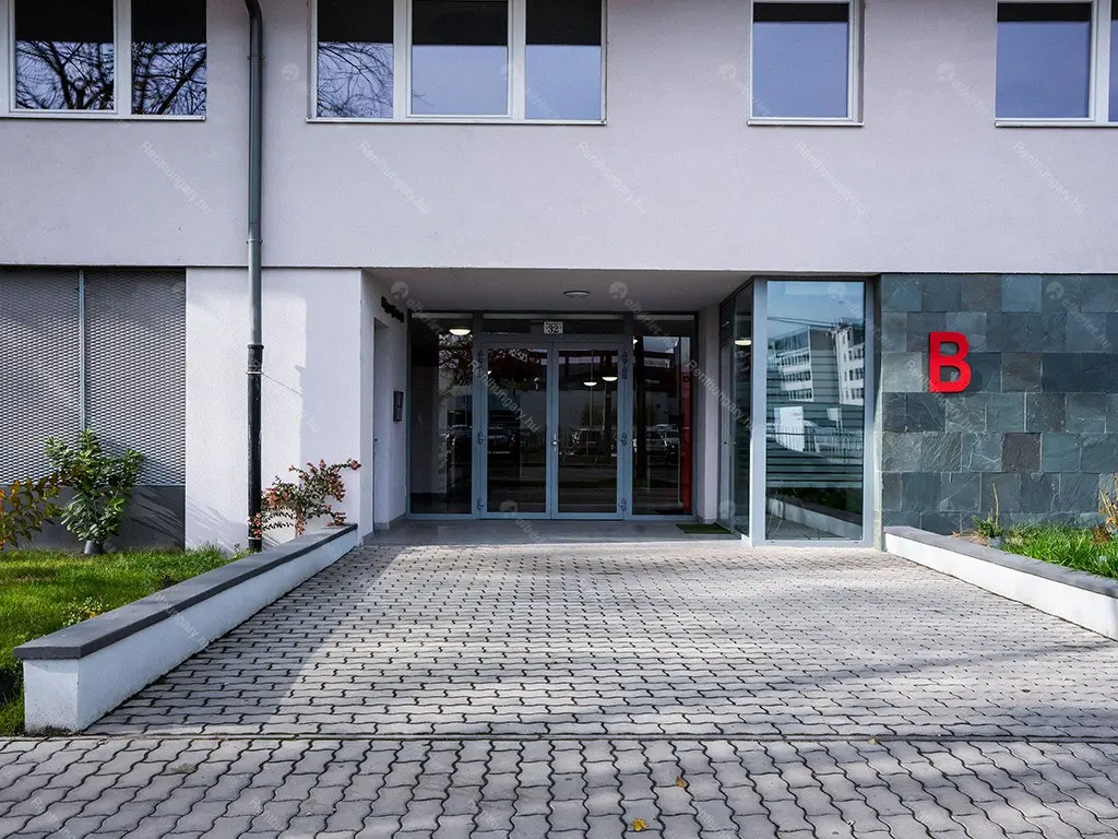 Kiadó albérlet 368000 Ft/hó áron: Budapest, XIII. kerület  Röppentyű utca. Mérete: 68 nm, 3 szobás | Alberlet.hu - 6702705