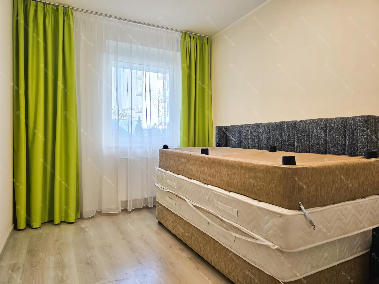 Kiadó albérlet 434000 Ft/hó áron: Budapest, XIII. kerület  Röppentyű utca. Mérete: 77 nm, 3 szobás | Alberlet.hu - 6700168