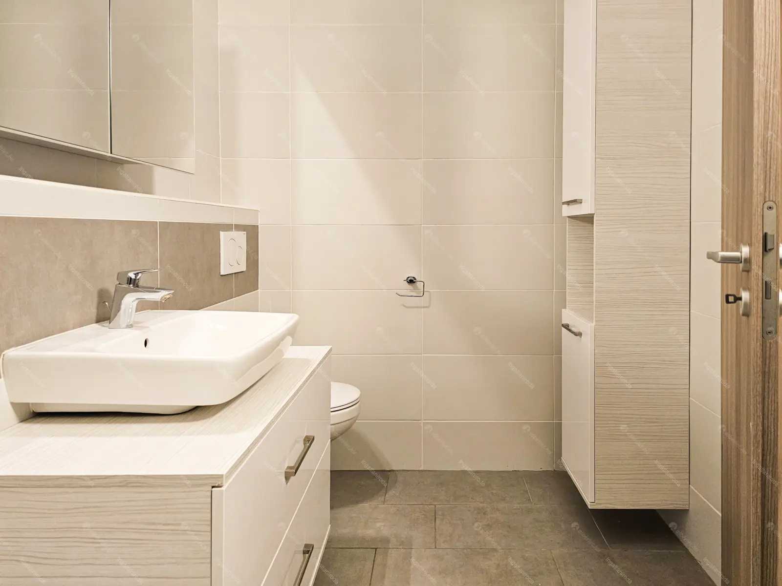 Kiadó albérlet 434000 Ft/hó áron: Budapest, XIII. kerület  Röppentyű utca. Mérete: 77 nm, 3 szobás | Alberlet.hu - 6700178