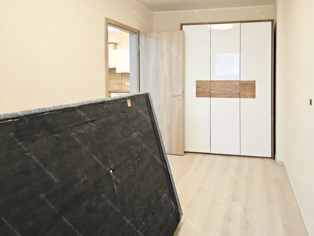 Kiadó albérlet 455000 Ft/hó áron: Budapest, XIII. kerület  Röppentyű utca. Mérete: 77 nm, 3 szobás | Alberlet.hu - 6667124