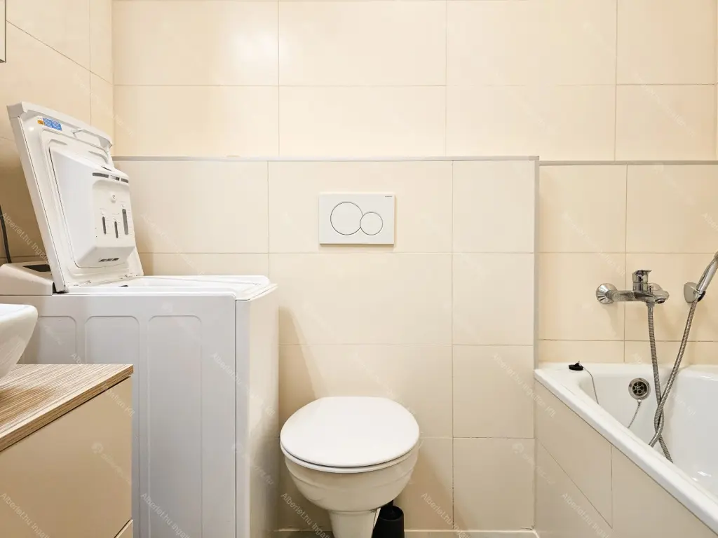 Kiadó albérlet 471000 Ft/hó áron: Budapest, XIII. kerület  Röppentyű utca. Mérete: 80 nm, 3 szobás | Alberlet.hu - 6667145