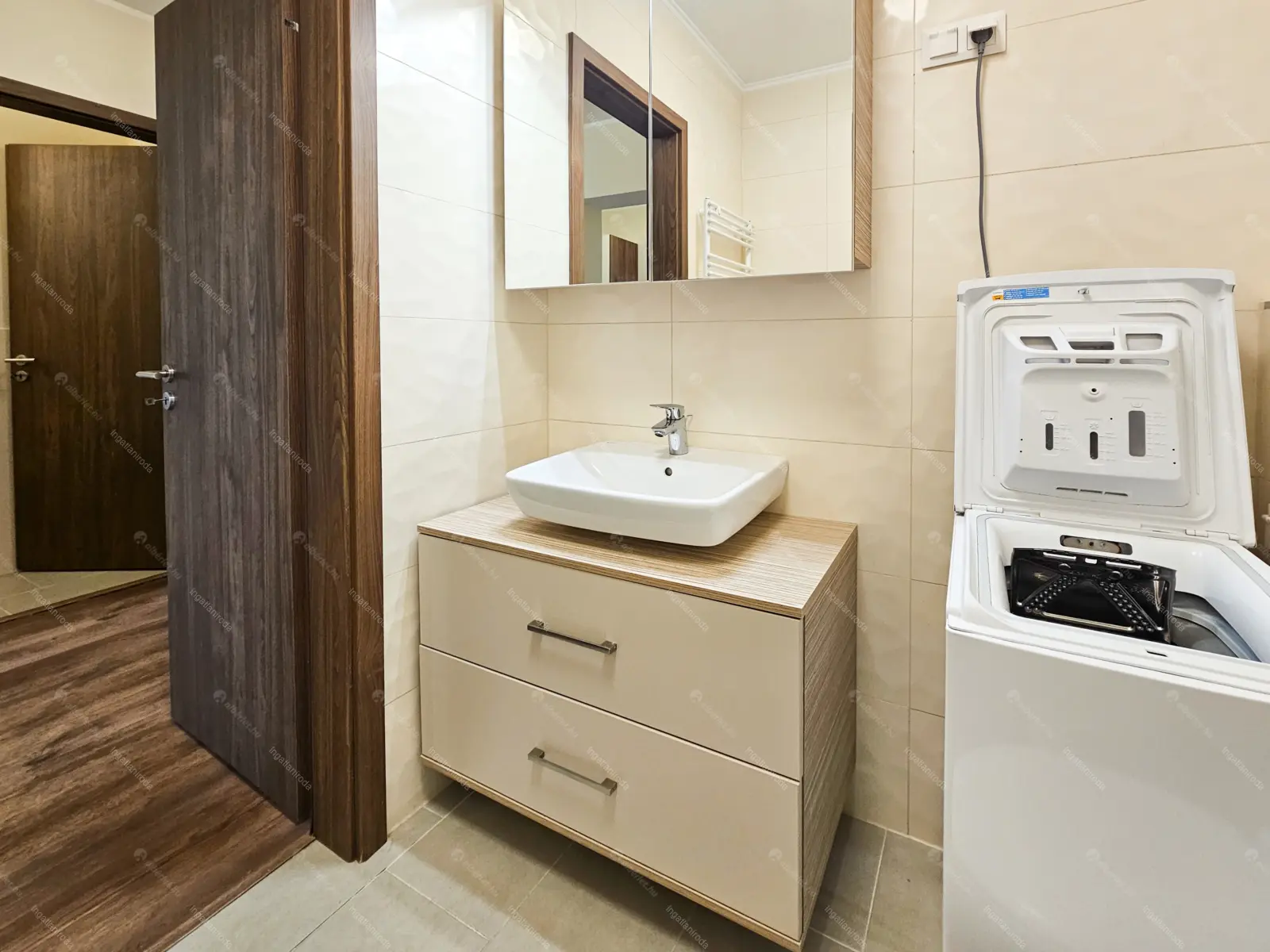 Kiadó albérlet 451000 Ft/hó áron: Budapest, XIII. kerület  Röppentyű utca. Mérete: 80 nm, 3 szobás | Alberlet.hu - 6700237