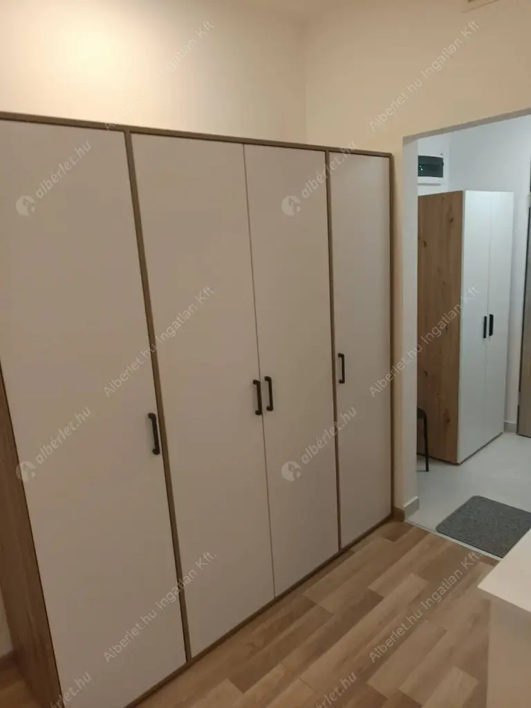 Kiadó albérlet 240000 Ft/hó áron: Budapest, XIII. kerület  Rózsafa utca. Mérete: 33 nm, 1 szobás | Alberlet.hu - 6591836