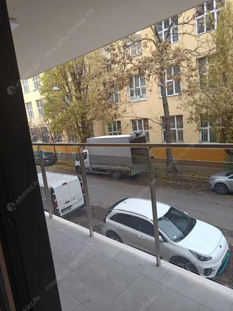 Kiadó albérlet 240000 Ft/hó áron: Budapest, XIII. kerület  Rózsafa utca. Mérete: 33 nm, 1 szobás | Alberlet.hu - 6591840