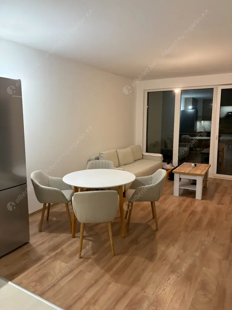 Kiadó albérlet 290000 Ft/hó áron: Budapest, XIII. kerület  Rózsafa utca. Mérete: 48 nm, 2 szobás | Alberlet.hu - 6577671