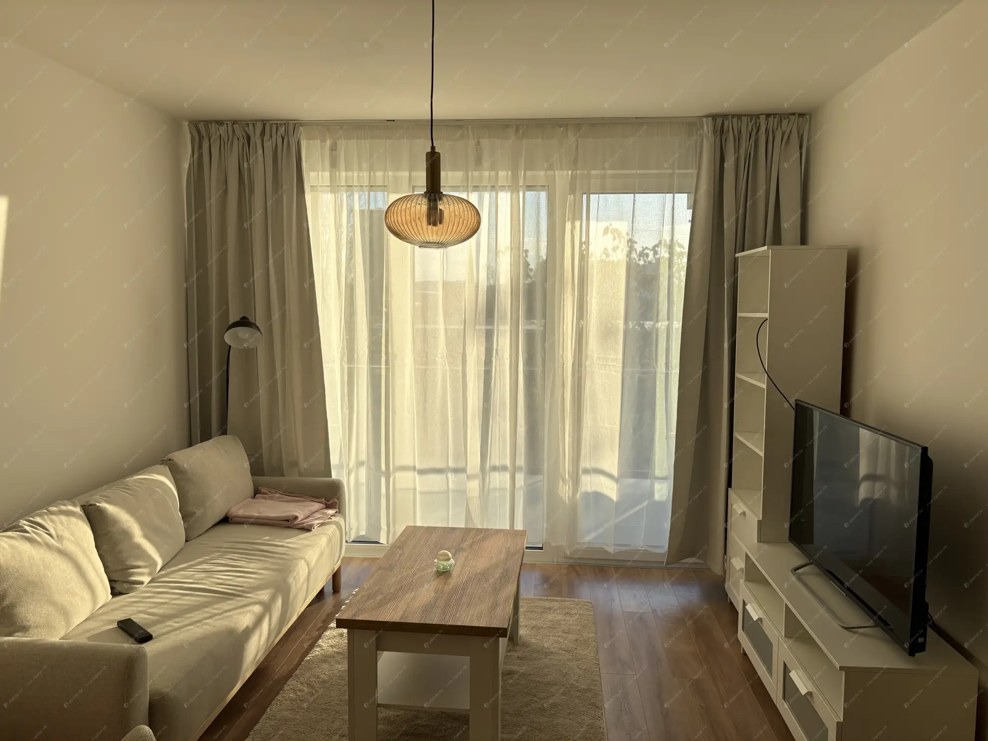 Kiadó albérlet 290000 Ft/hó áron: Budapest, XIII. kerület  Rózsafa utca. Mérete: 48 nm, 2 szobás | Alberlet.hu - 6593430