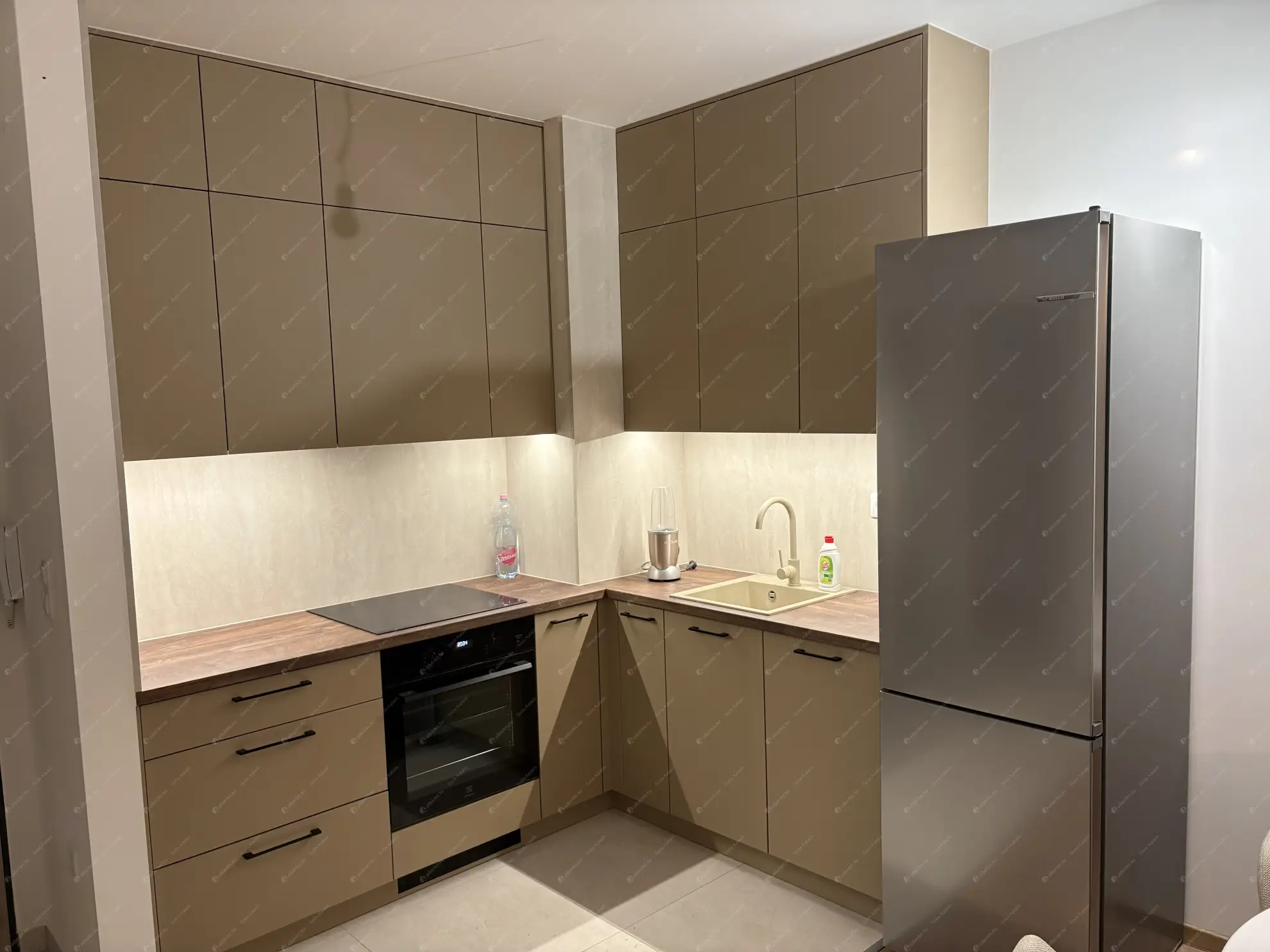 Kiadó albérlet 290000 Ft/hó áron: Budapest, XIII. kerület  Rózsafa utca. Mérete: 48 nm, 2 szobás | Alberlet.hu - 6597807