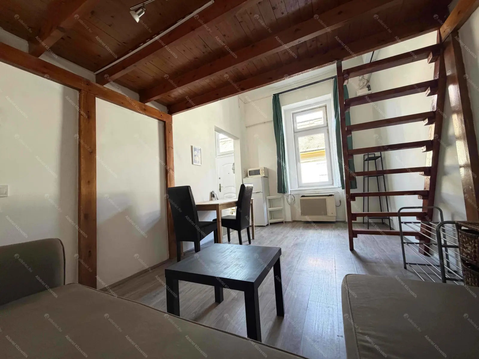 Kiadó albérlet 175000 Ft/hó áron: Budapest, XIII. kerület  Rozsnyay utca. Mérete: 25 nm, 1 szobás | Alberlet.hu - 6691341