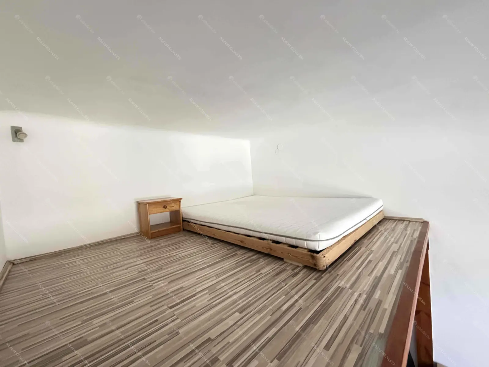 Kiadó albérlet 175000 Ft/hó áron: Budapest, XIII. kerület  Rozsnyay utca. Mérete: 25 nm, 1 szobás | Alberlet.hu - 6691342