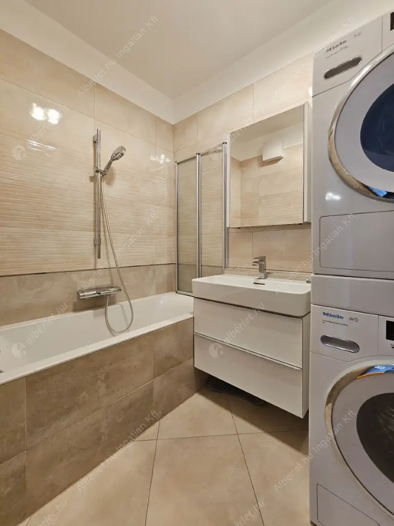 Kiadó albérlet 349000 Ft/hó áron: Budapest, XIII. kerület  Sólyatér utca. Mérete: 48 nm, 2 szobás | Alberlet.hu - 6603478