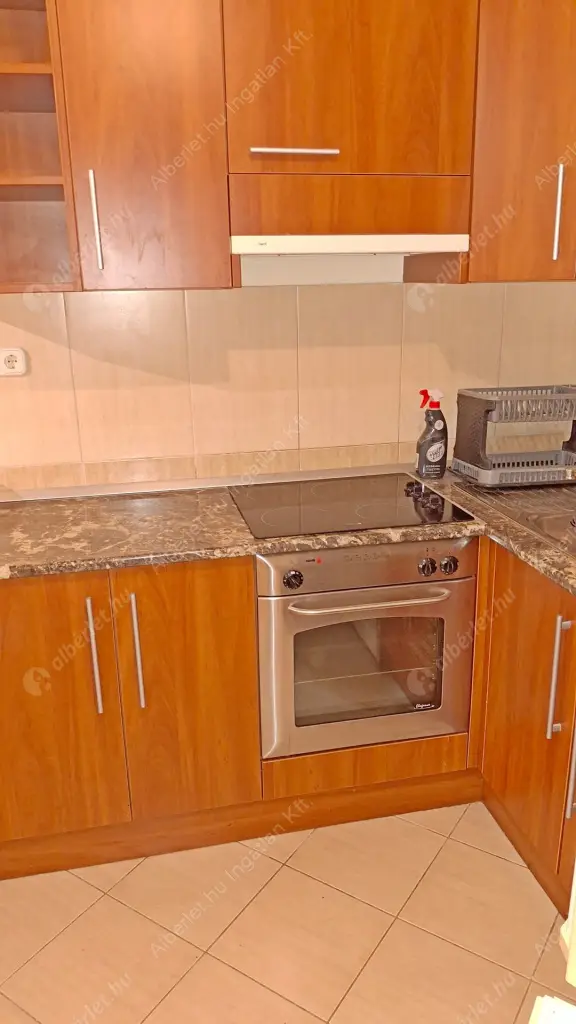 Kiadó albérlet 200000 Ft/hó áron: Budapest, XIII. kerület  Szabolcs utca. Mérete: 31 nm, 1 szobás | Alberlet.hu - 6602595