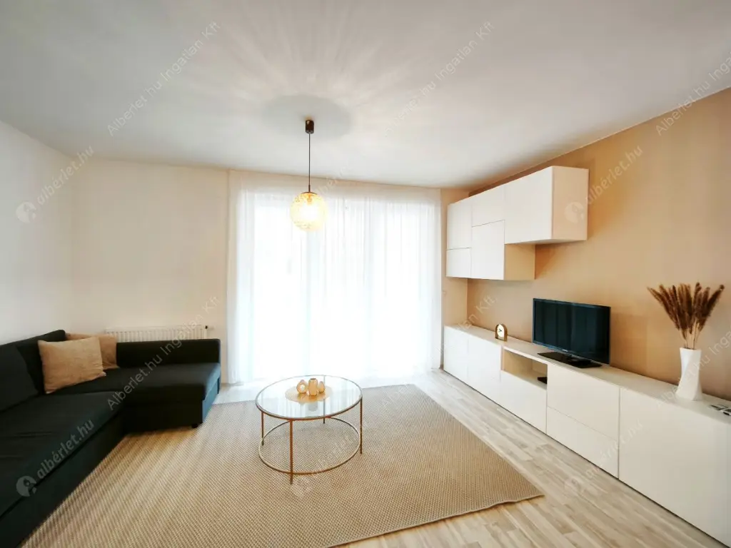 Kiadó albérlet 260000 Ft/hó áron: Budapest, XIII. kerület  Szabolcs utca. Mérete: 35 nm, 1 szobás | Alberlet.hu - 6625028