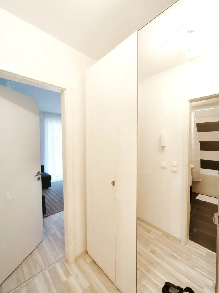 Kiadó albérlet 260000 Ft/hó áron: Budapest, XIII. kerület  Szabolcs utca. Mérete: 35 nm, 1 szobás | Alberlet.hu - 6625035