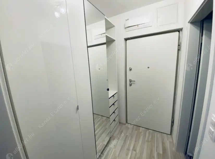 Kiadó albérlet 260000 Ft/hó áron: Budapest, XIII. kerület  Szabolcs utca. Mérete: 36 nm, 1 szobás | Alberlet.hu - 6572226