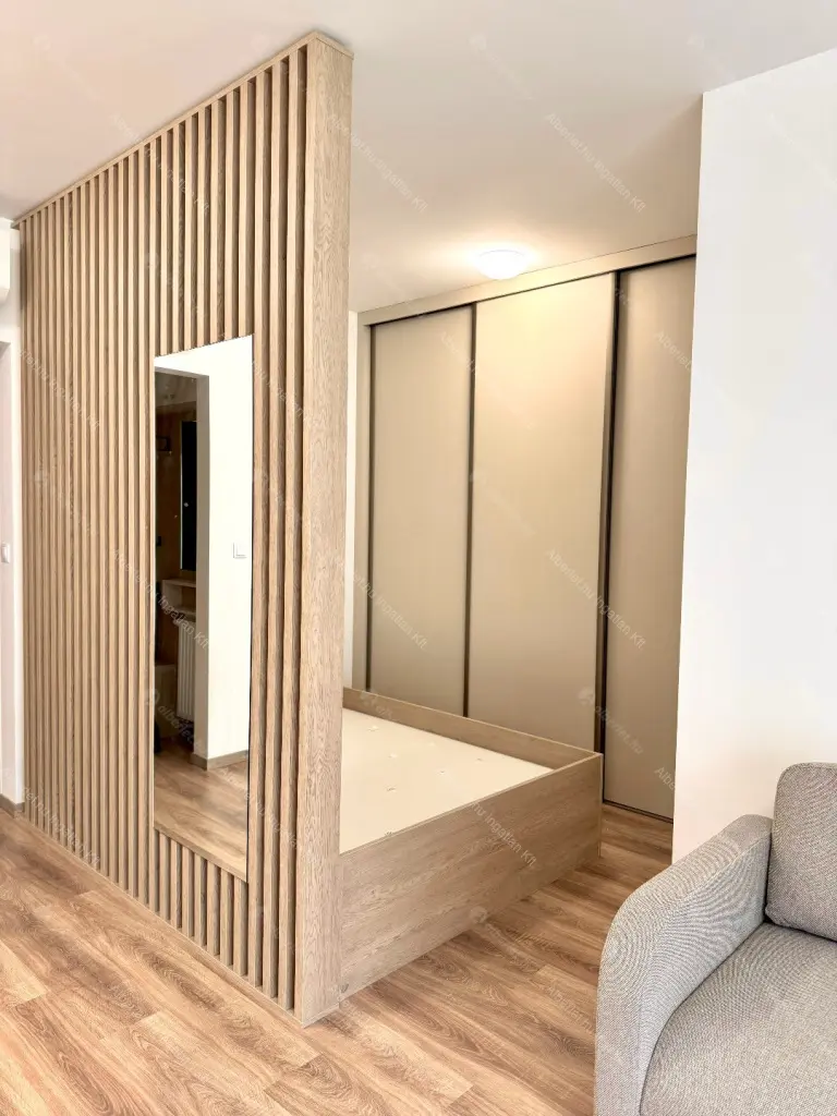 Kiadó albérlet 270000 Ft/hó áron: Budapest, XIII. kerület  Szabolcs utca. Mérete: 40 nm, 1 szobás | Alberlet.hu - 6678279