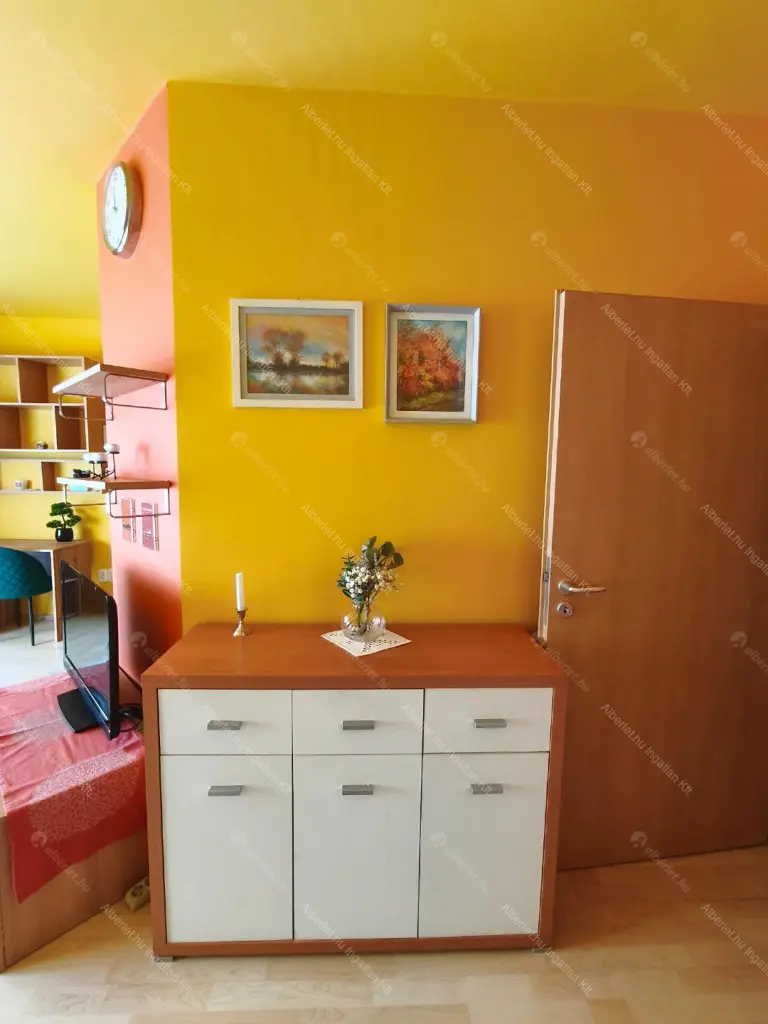 Kiadó albérlet 250000 Ft/hó áron: Budapest, XIII. kerület  Szabolcs utca. Mérete: 42 nm, 2 szobás | Alberlet.hu - 6686519