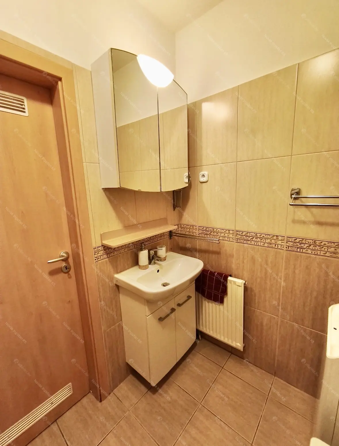 Kiadó albérlet 250000 Ft/hó áron: Budapest, XIII. kerület  Szabolcs utca. Mérete: 42 nm, 1 szobás | Alberlet.hu - 6689326