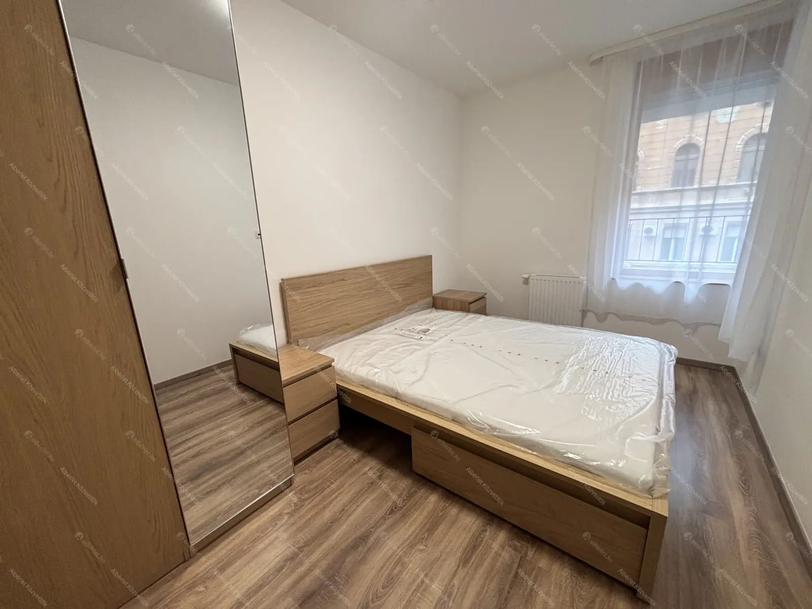 Kiadó albérlet 280000 Ft/hó áron: Budapest, XIII. kerület  Szabolcs utca. Mérete: 43 nm, 1 szobás | Alberlet.hu - 6689337