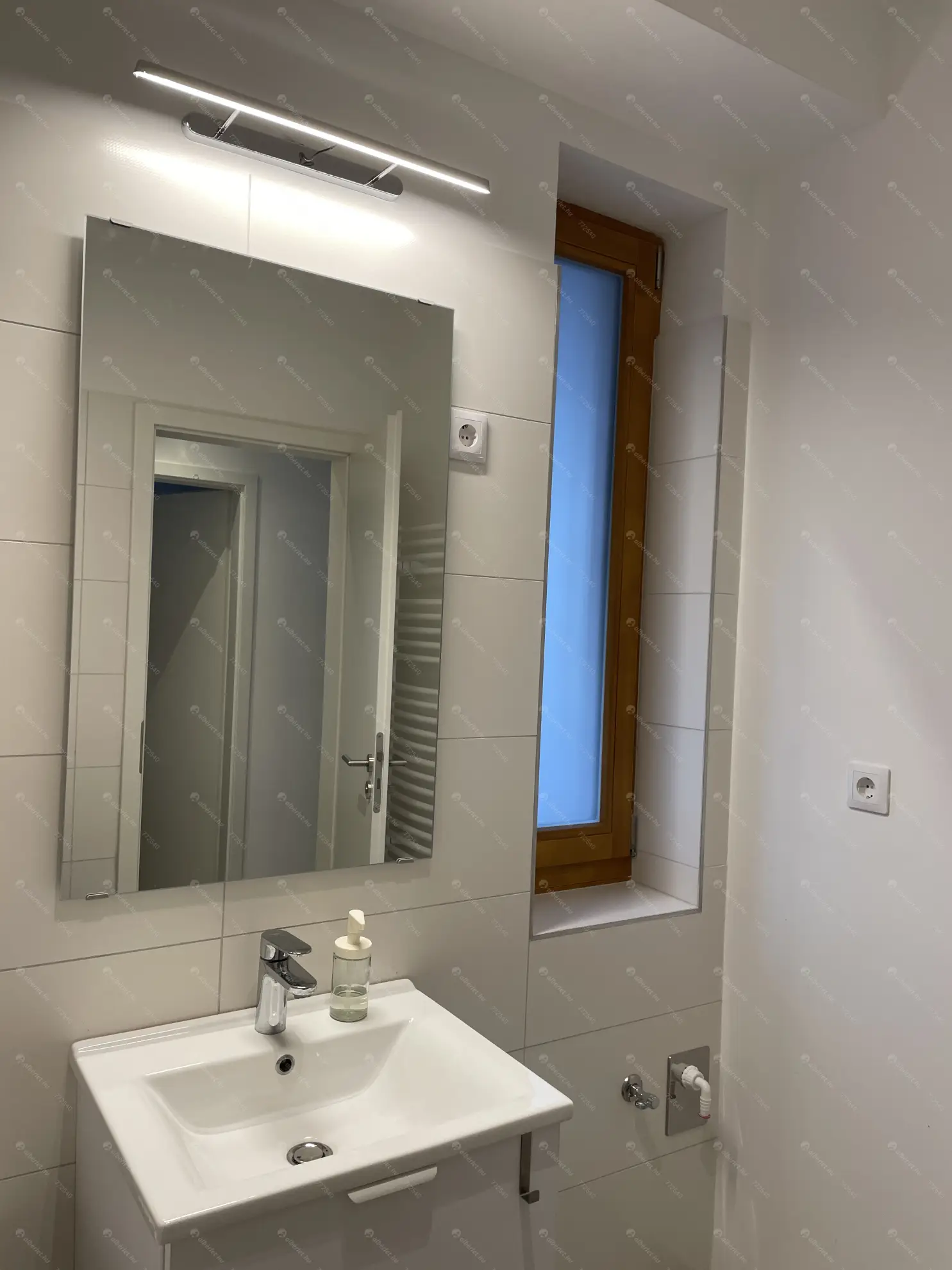 Kiadó albérlet 270000 Ft/hó áron: Budapest, XIII. kerület  Szabolcs utca. Mérete: 45 nm, 2 szobás | Alberlet.hu - 6612010