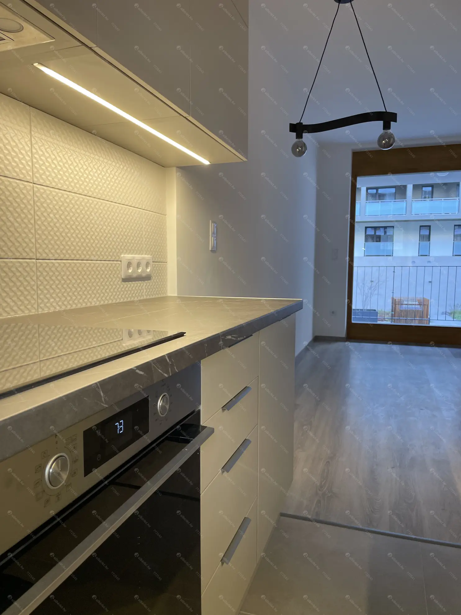 Kiadó albérlet 270000 Ft/hó áron: Budapest, XIII. kerület  Szabolcs utca. Mérete: 45 nm, 2 szobás | Alberlet.hu - 6612015