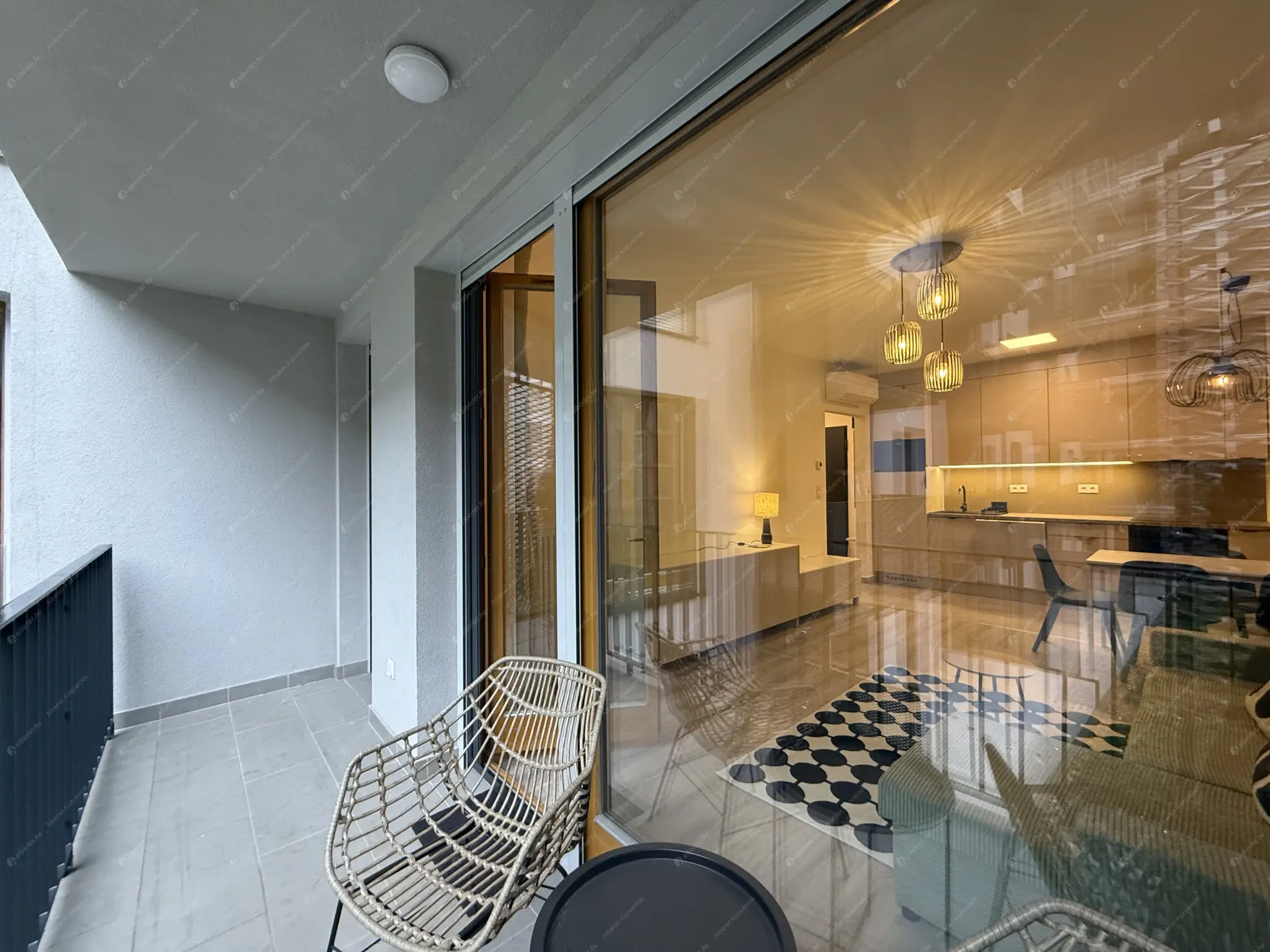 Kiadó albérlet 300000 Ft/hó áron: Budapest, XIII. kerület  Szabolcs utca. Mérete: 47 nm, 1 szobás | Alberlet.hu - 6589457