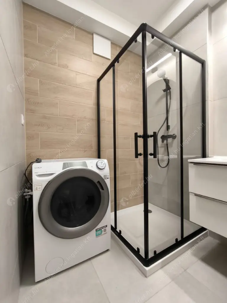 Kiadó albérlet 350000 Ft/hó áron: Budapest, XIII. kerület  Szabolcs utca. Mérete: 47 nm, 2 szobás | Alberlet.hu - 6596040