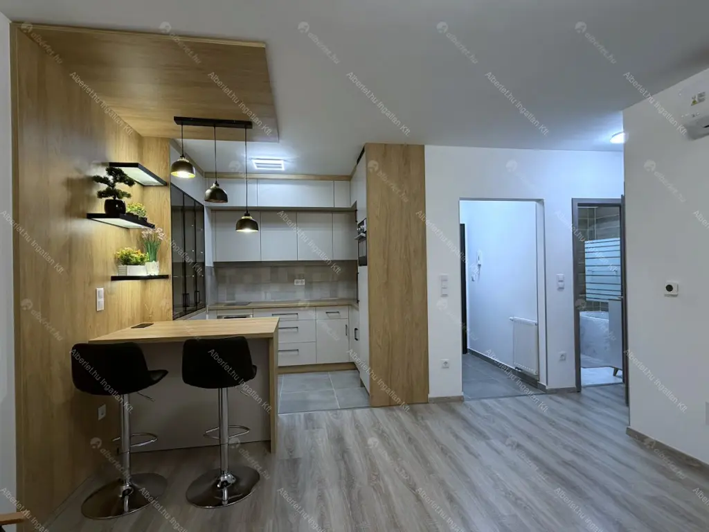 Kiadó albérlet 290000 Ft/hó áron: Budapest, XIII. kerület  Szabolcs utca. Mérete: 47 nm, 2 szobás | Alberlet.hu - 6665153