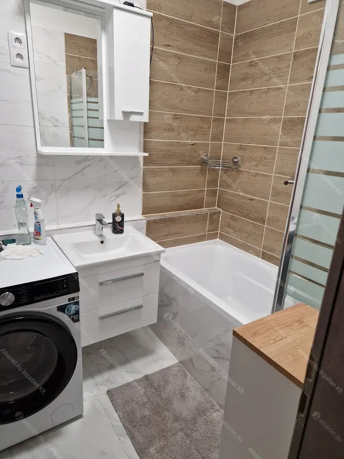 Kiadó albérlet 290000 Ft/hó áron: Budapest, XIII. kerület  Szabolcs utca. Mérete: 47 nm, 2 szobás | Alberlet.hu - 6665164