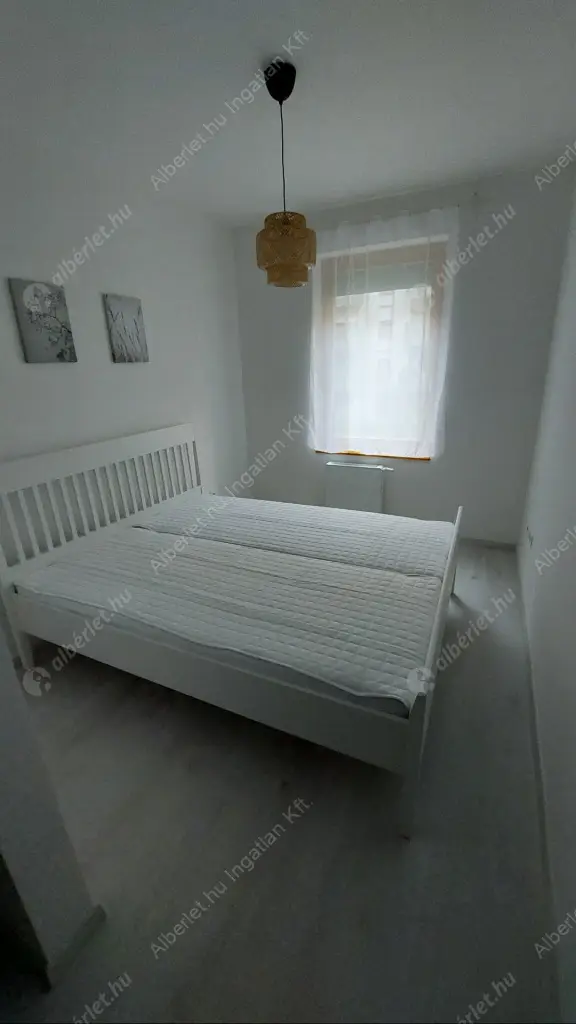 Kiadó albérlet 285000 Ft/hó áron: Budapest, XIII. kerület  Szabolcs utca. Mérete: 49 nm, 2 szobás | Alberlet.hu - 6561714