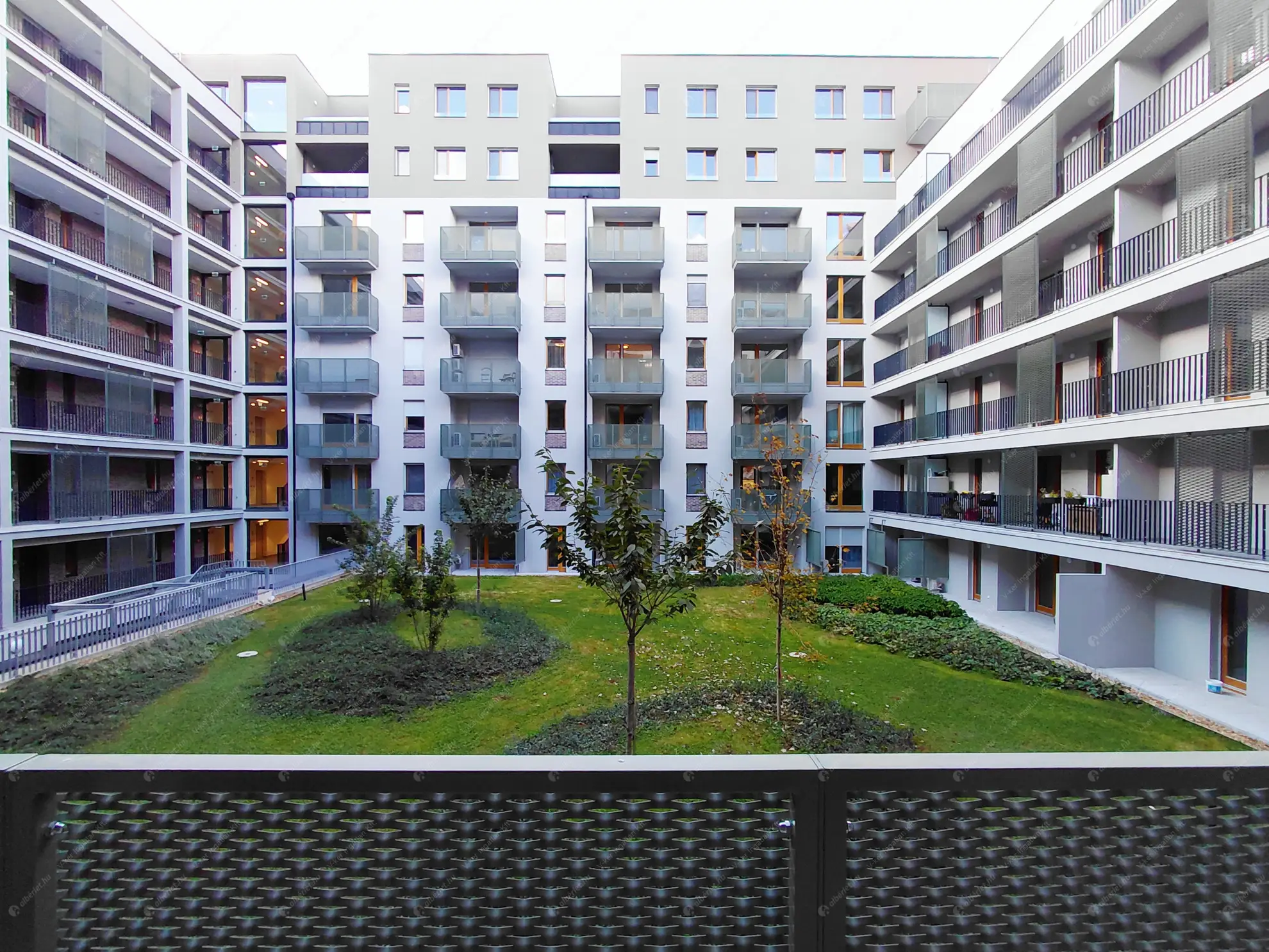 Kiadó albérlet 285000 Ft/hó áron: Budapest, XIII. kerület  Szabolcs utca. Mérete: 50 nm, 2 szobás | Alberlet.hu - 6558715