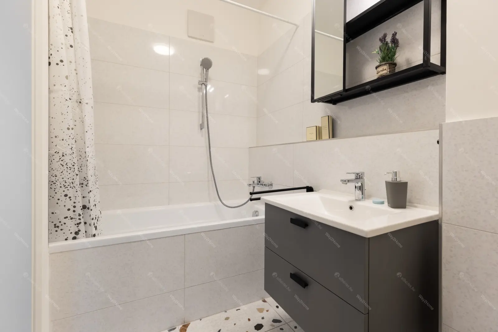 Kiadó albérlet 310000 Ft/hó áron: Budapest, XIII. kerület  Szabolcs utca. Mérete: 50 nm, 2 szobás | Alberlet.hu - 6700693