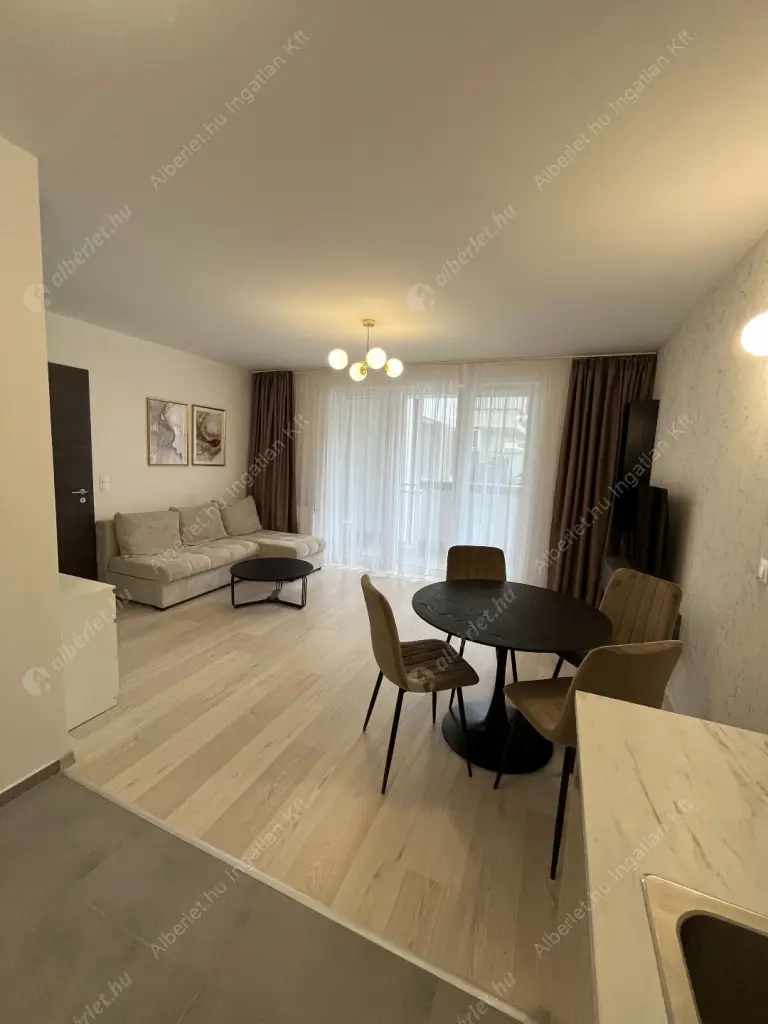 Kiadó albérlet 350000 Ft/hó áron: Budapest, XIII. kerület  Szabolcs utca. Mérete: 52 nm, 2 szobás | Alberlet.hu - 6624057
