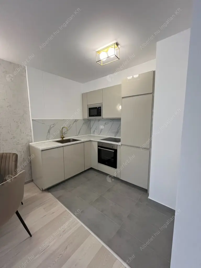Kiadó albérlet 350000 Ft/hó áron: Budapest, XIII. kerület  Szabolcs utca. Mérete: 52 nm, 2 szobás | Alberlet.hu - 6624058