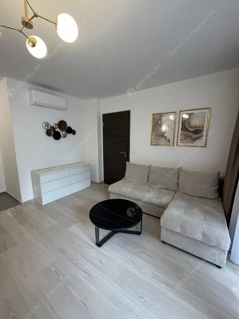 Kiadó albérlet 350000 Ft/hó áron: Budapest, XIII. kerület  Szabolcs utca. Mérete: 52 nm, 2 szobás | Alberlet.hu - 6624061