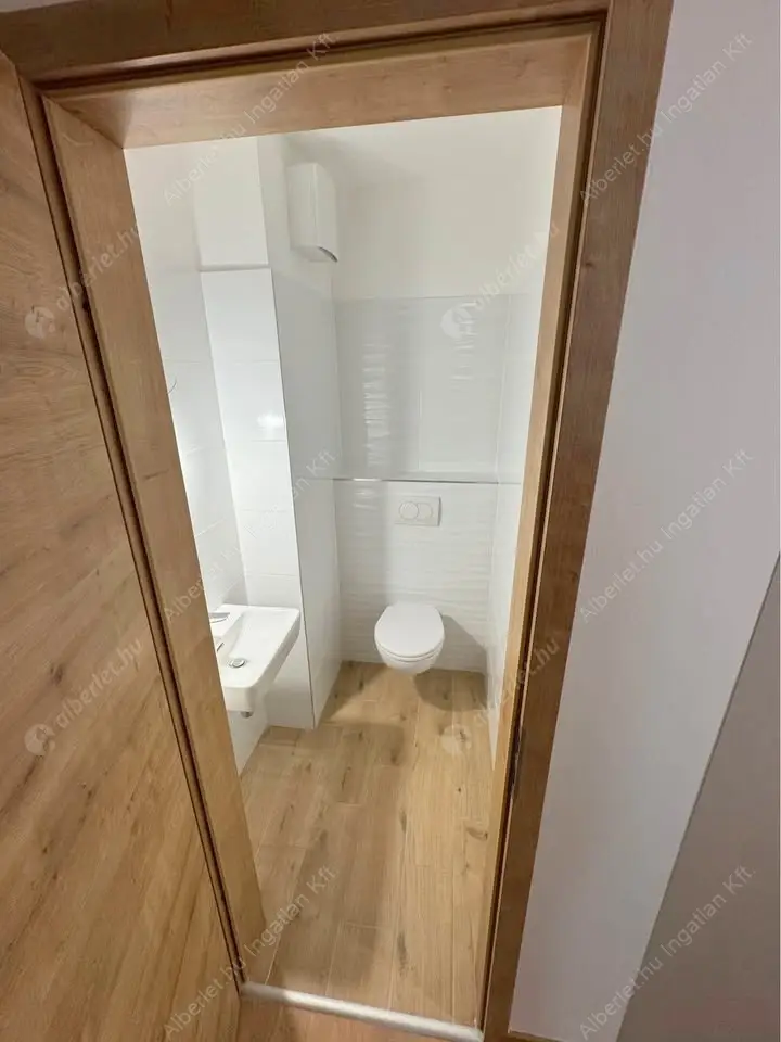 Kiadó albérlet 320000 Ft/hó áron: Budapest, XIII. kerület  Szabolcs utca. Mérete: 53 nm, 2 szobás | Alberlet.hu - 6636728