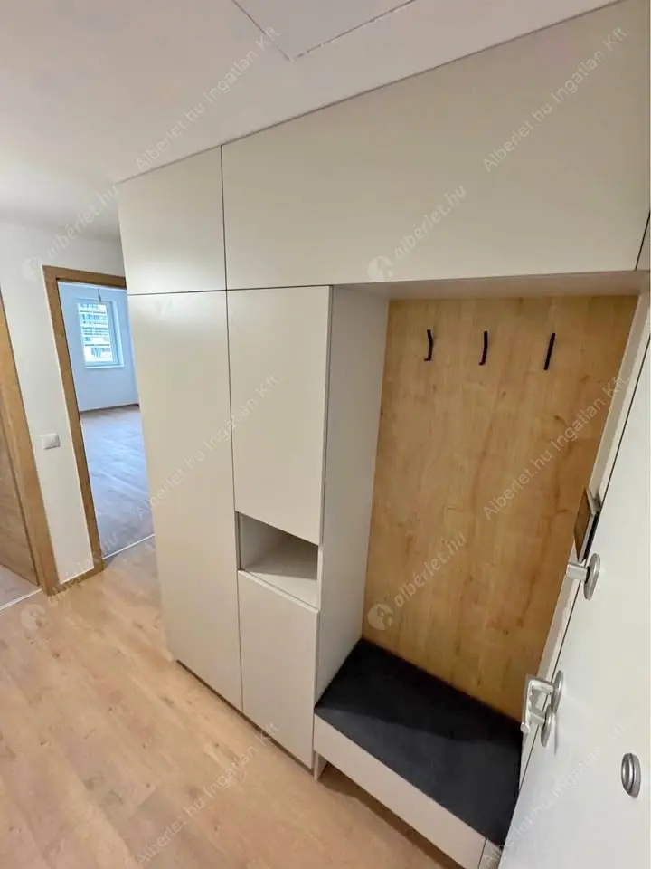Kiadó albérlet 320000 Ft/hó áron: Budapest, XIII. kerület  Szabolcs utca. Mérete: 53 nm, 2 szobás | Alberlet.hu - 6636729