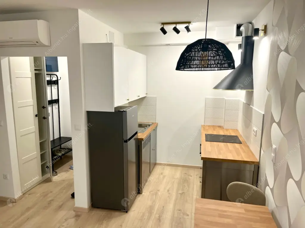 Kiadó albérlet 319000 Ft/hó áron: Budapest, XIII. kerület  Szabolcs utca. Mérete: 55 nm, 2 szobás | Alberlet.hu - 6586501