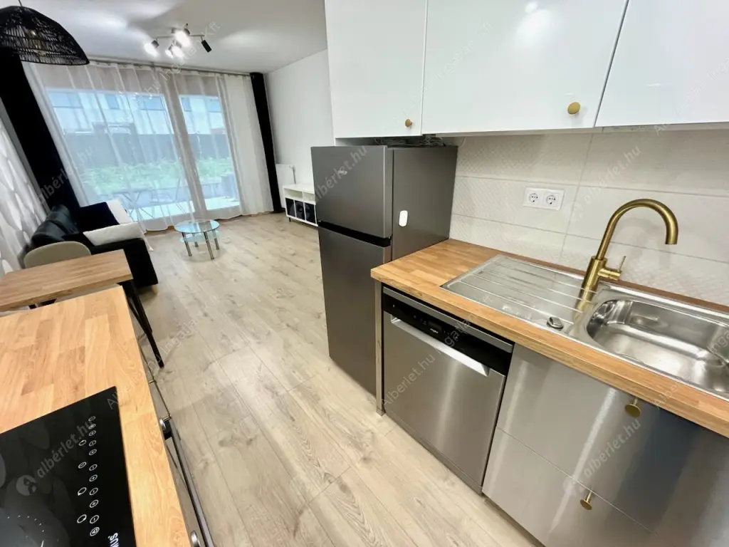 Kiadó albérlet 319000 Ft/hó áron: Budapest, XIII. kerület  Szabolcs utca. Mérete: 55 nm, 2 szobás | Alberlet.hu - 6586502