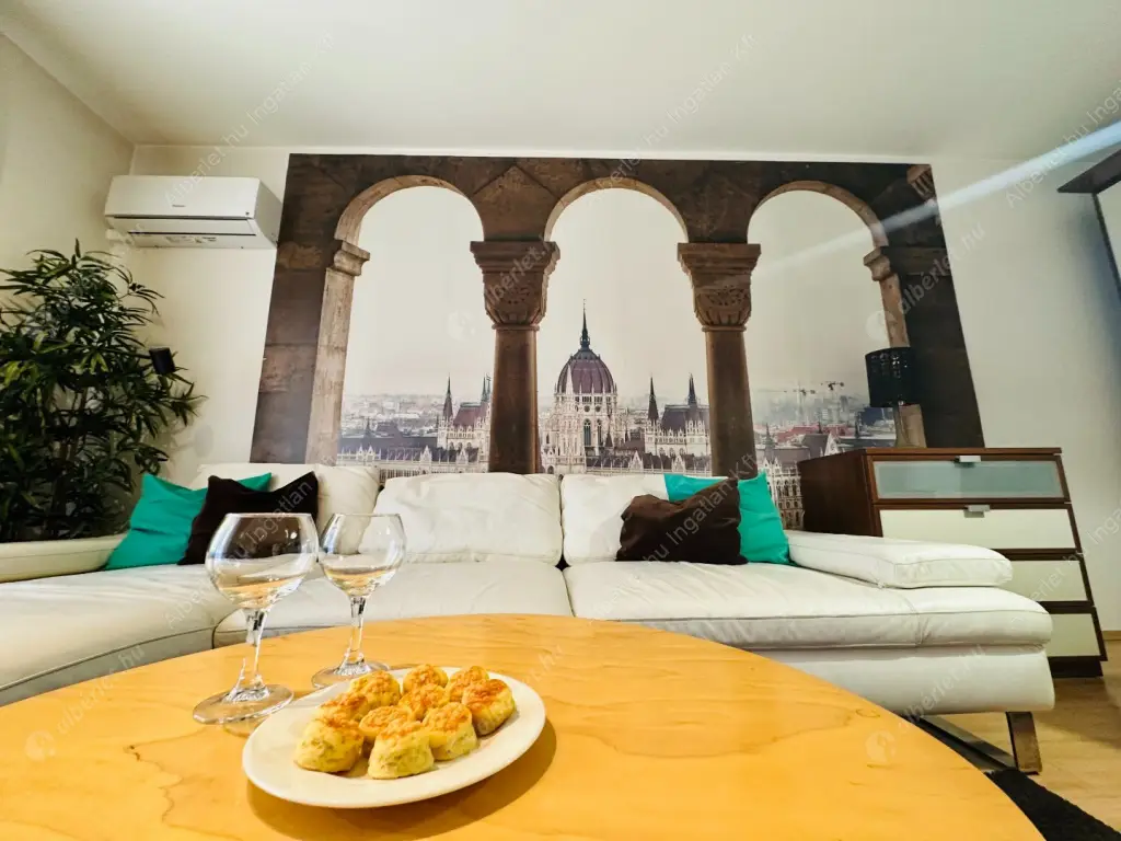 Kiadó albérlet 360000 Ft/hó áron: Budapest, XIII. kerület  Szabolcs utca. Mérete: 68 nm, 2 szobás | Alberlet.hu - 6596535