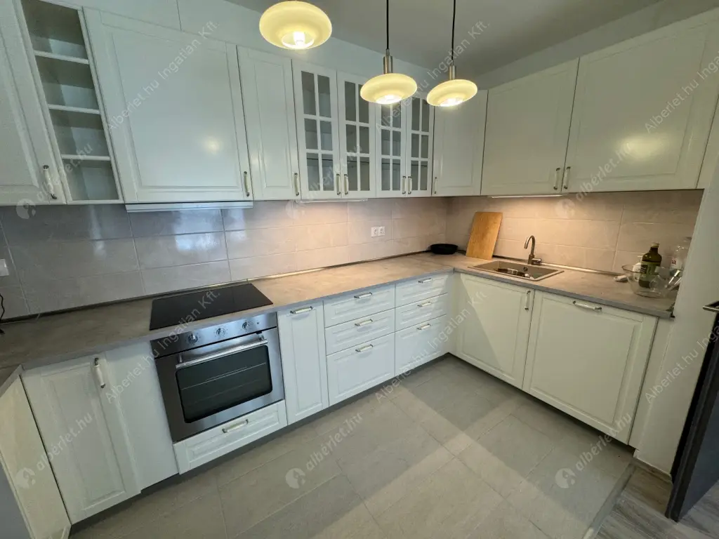 Kiadó albérlet 420000 Ft/hó áron: Budapest, XIII. kerület  Szabolcs utca. Mérete: 82 nm, 3 szobás | Alberlet.hu - 6564294